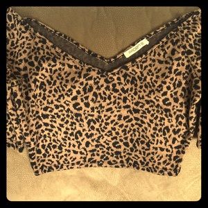 Leopard crop top